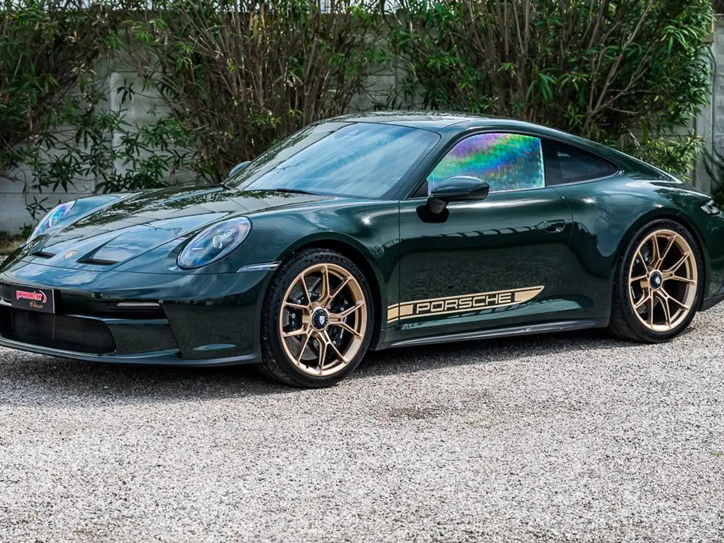 Porsche 992 Carrera 992 4.0 GT3 c/pack Touring Grün - 2