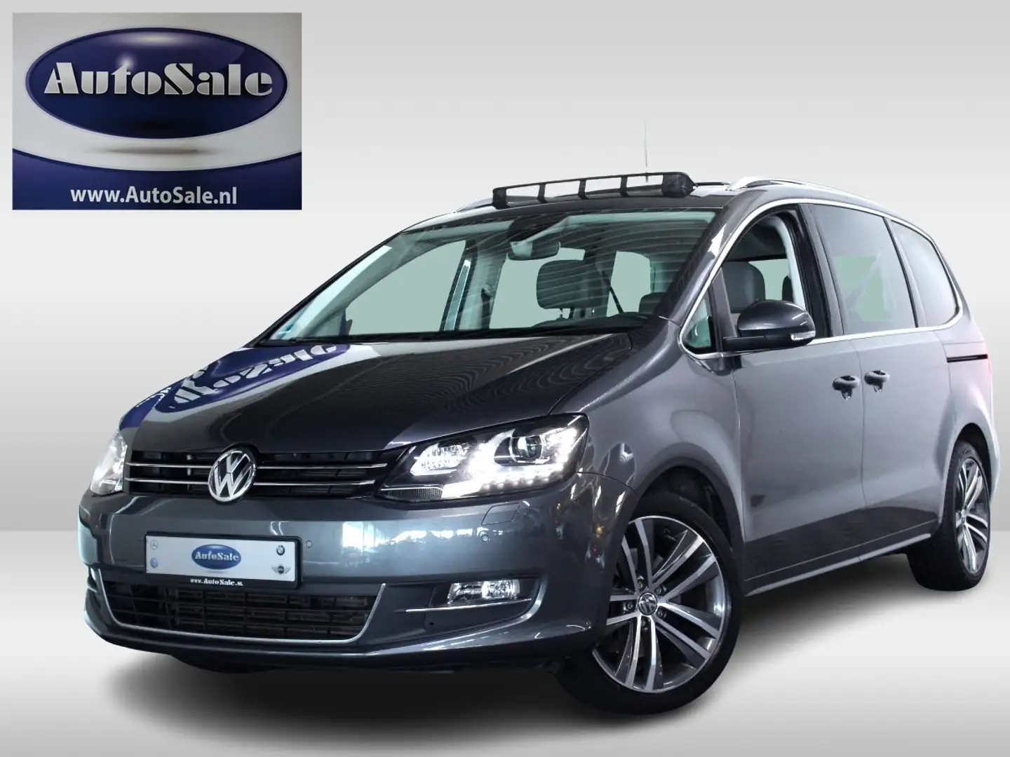 Volkswagen Sharan 2.0 TSI DSG 221pk Highline 6p 7p 1eEIG CARPLAY XEN Grijs - 1