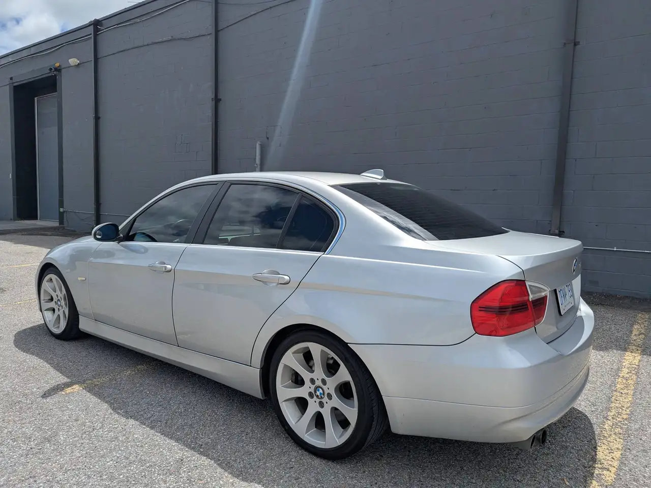 BMW 3 Series снимка BMW 3 Series
