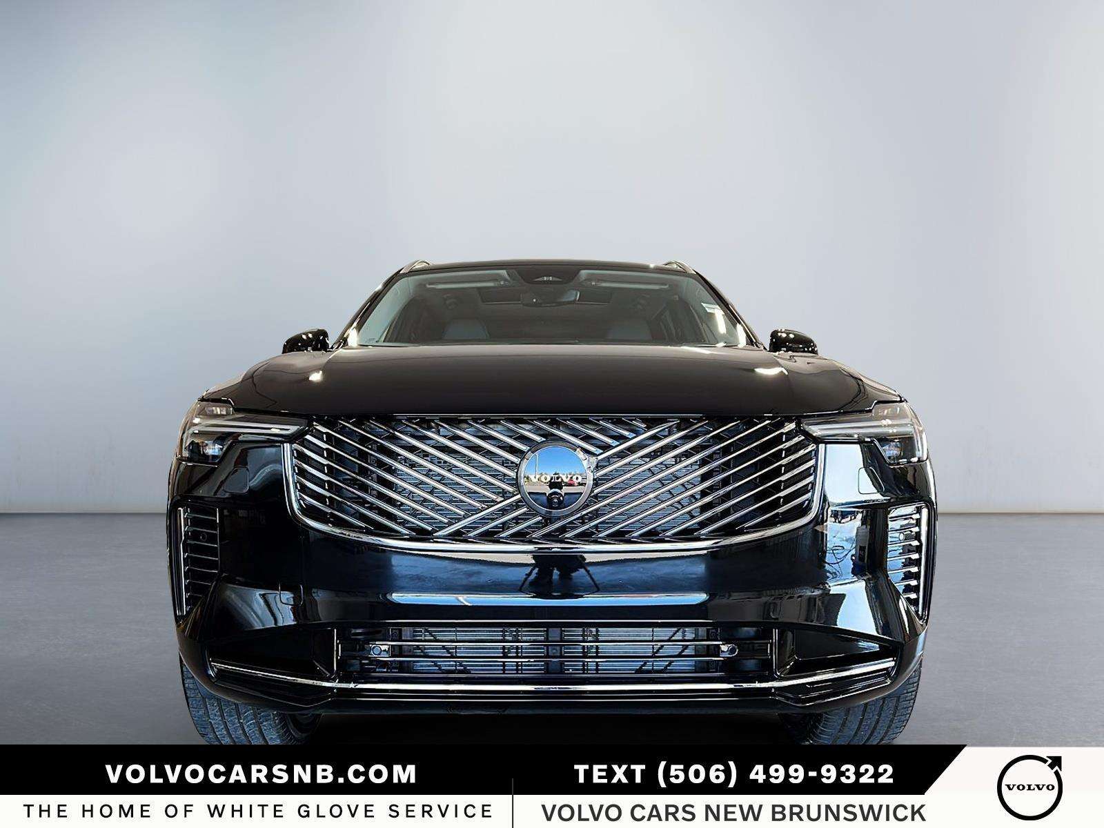2026 Volvo XC90 B6 Ultra Bright Theme alt 2