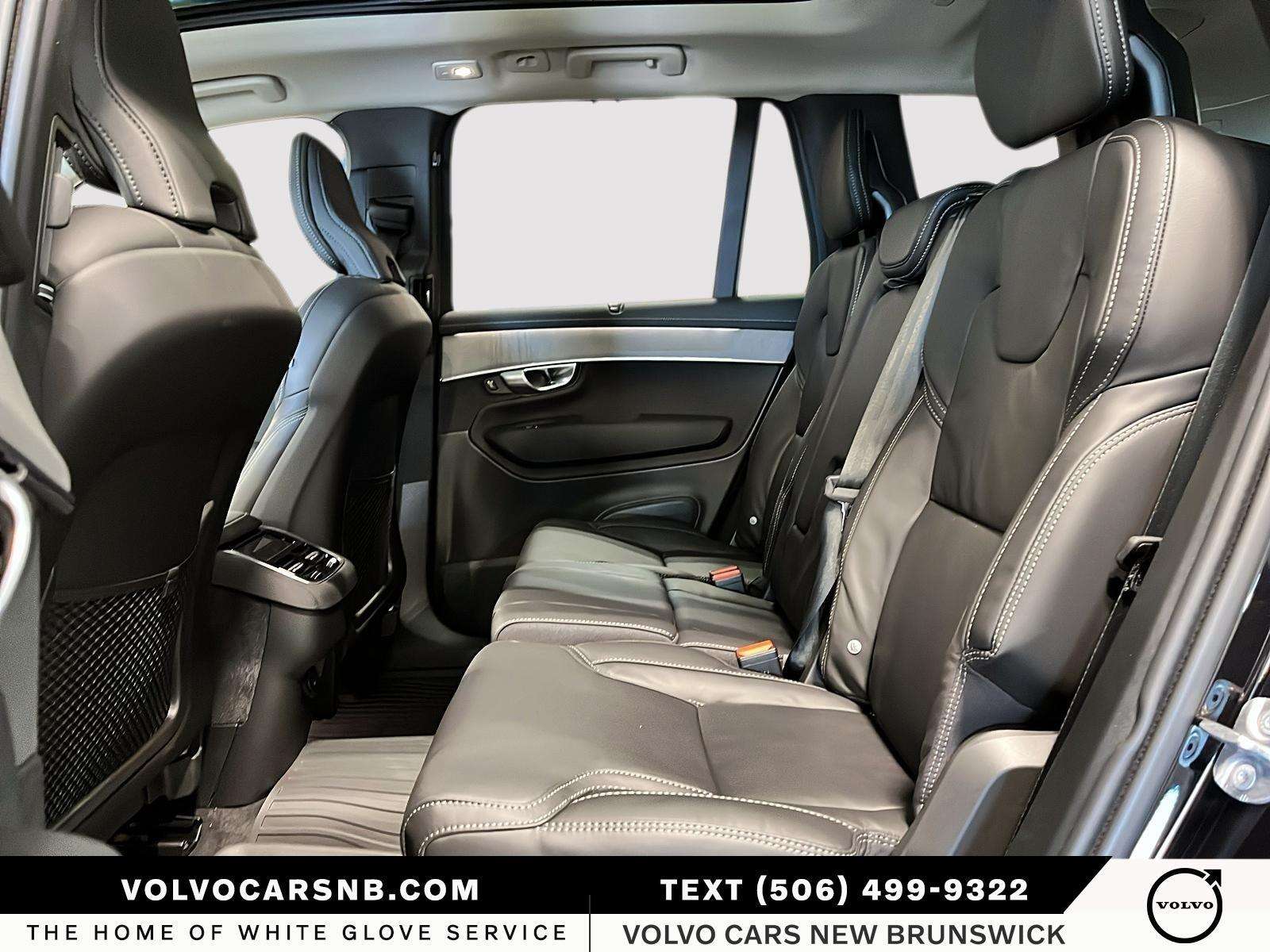 2026 Volvo XC90 B6 Ultra Bright Theme thumb 9