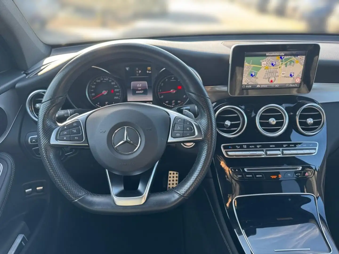Mercedes-Benz GLC 250 4M Coupé AMG*LED*AHK*Navi*Spur*RKam*KeyG Grau - 2