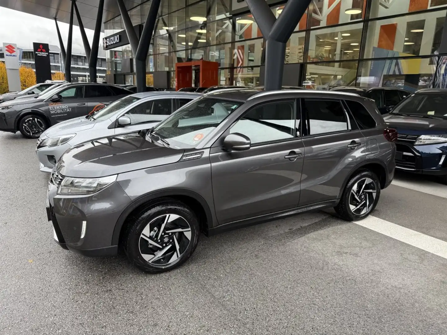 Suzuki Vitara 1.4 HYBRID ALLGRIP flash Silber - 1
