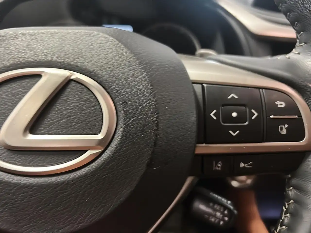 Lexus RX снимка Lexus RX