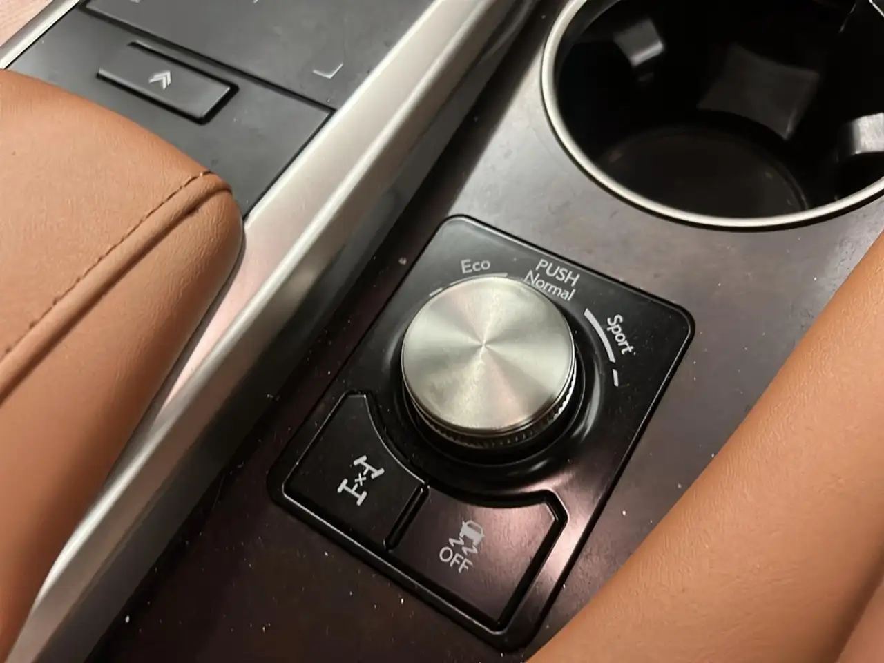 Lexus RX снимка Lexus RX