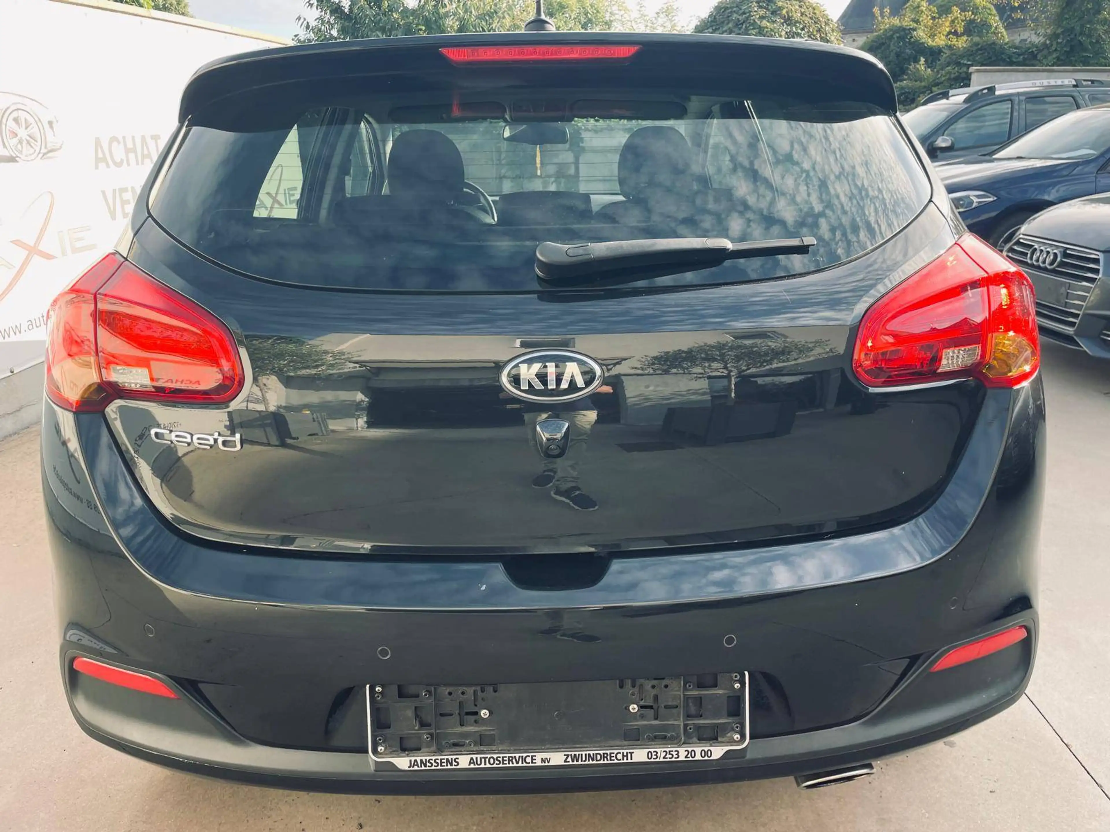 Kia Ceed / cee'd Cee'd 1.4i Fusion Clim Gps Camera 1er Propriétaire Carnet — photo 15