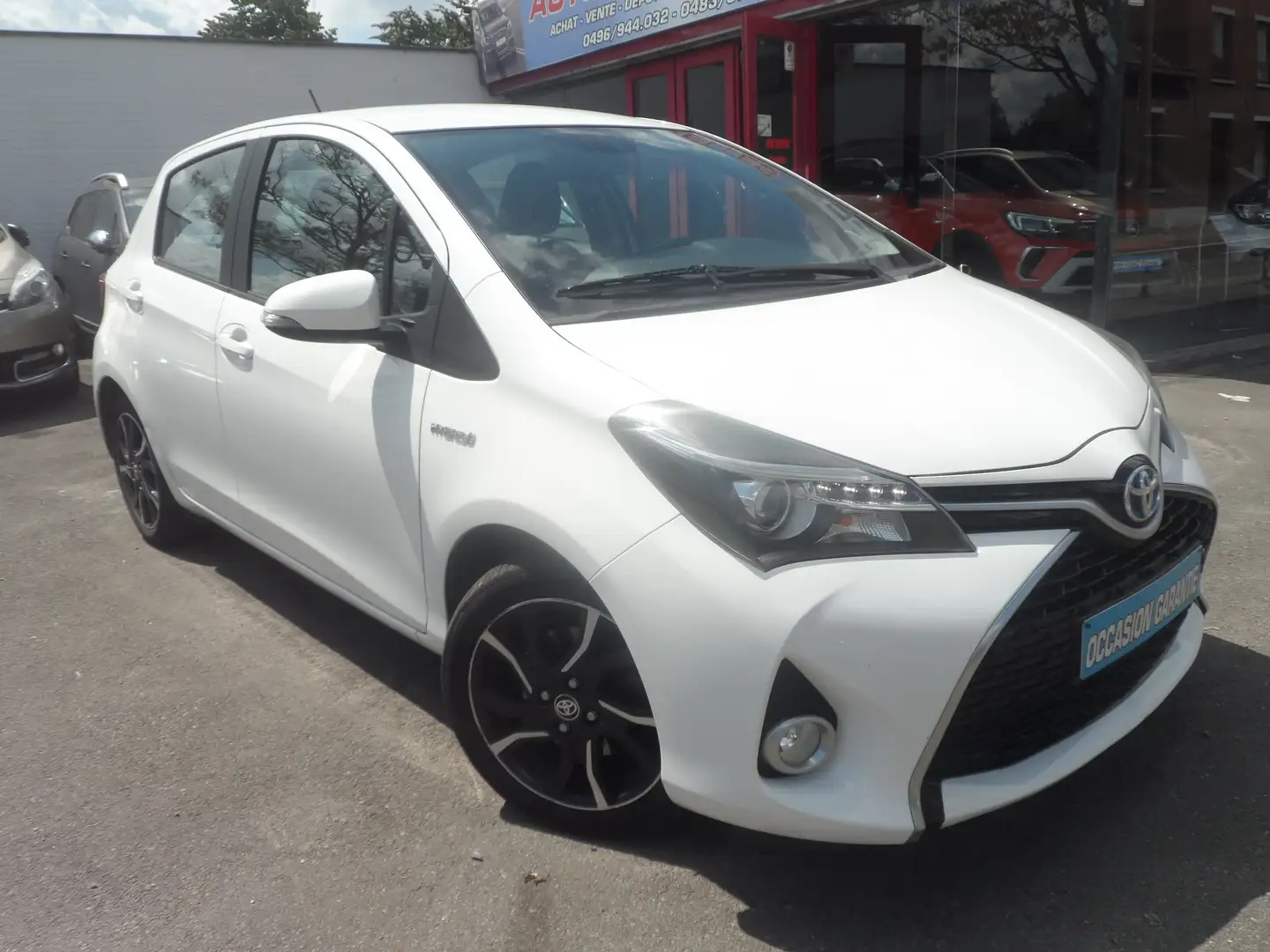 Toyota Yaris 1.5 HYBRID Blanco - 1