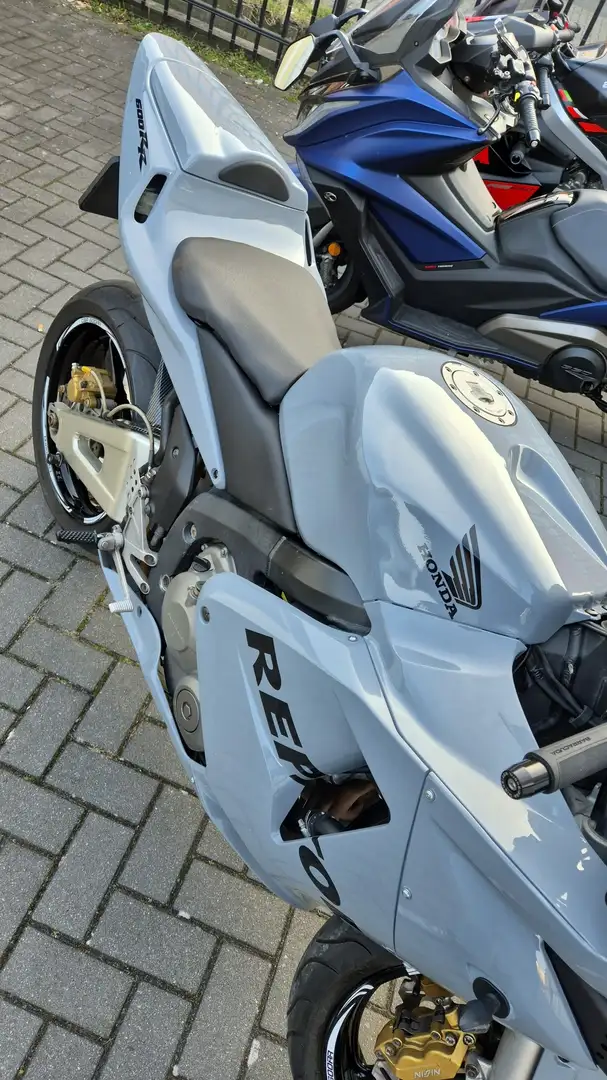 Honda CBR 600 RR Grijs - 2