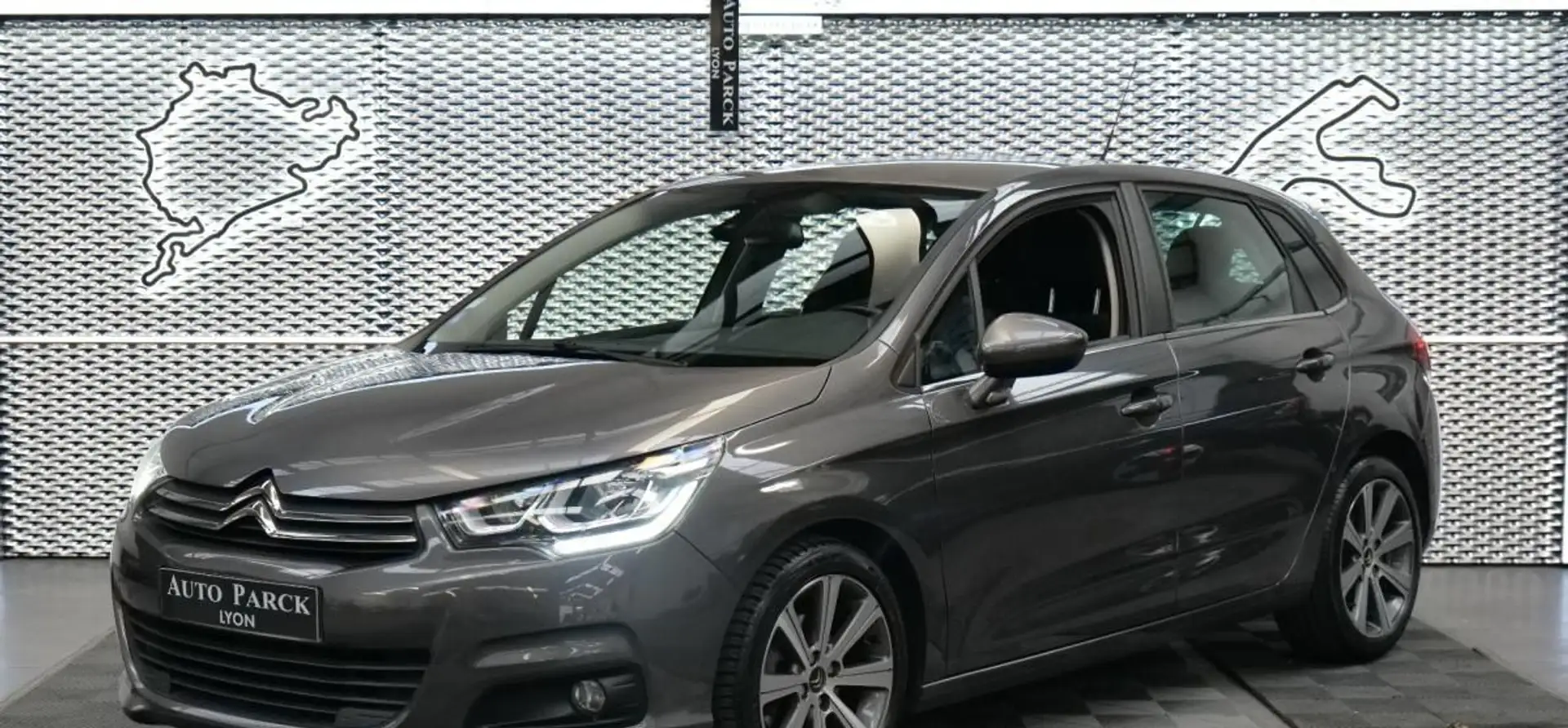 Citroen C4 Citroën PureTech 130 S&S EAT6 Millenium Zwart - 1