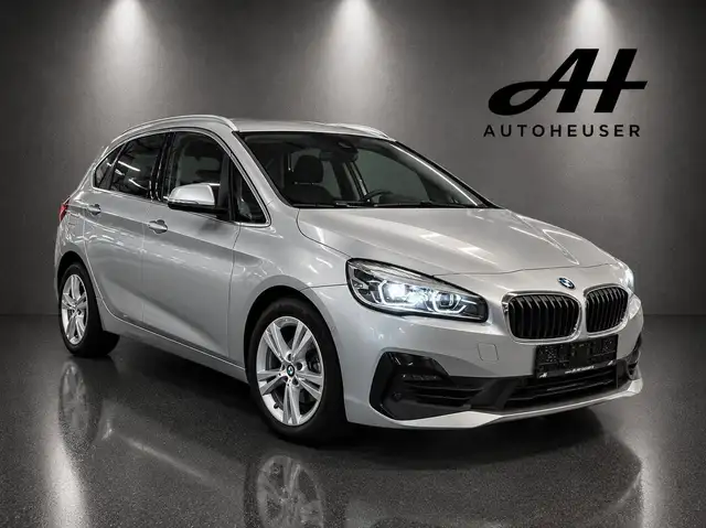 BMW 218 LED SHZ PDC TEMP PARK-ASSIST