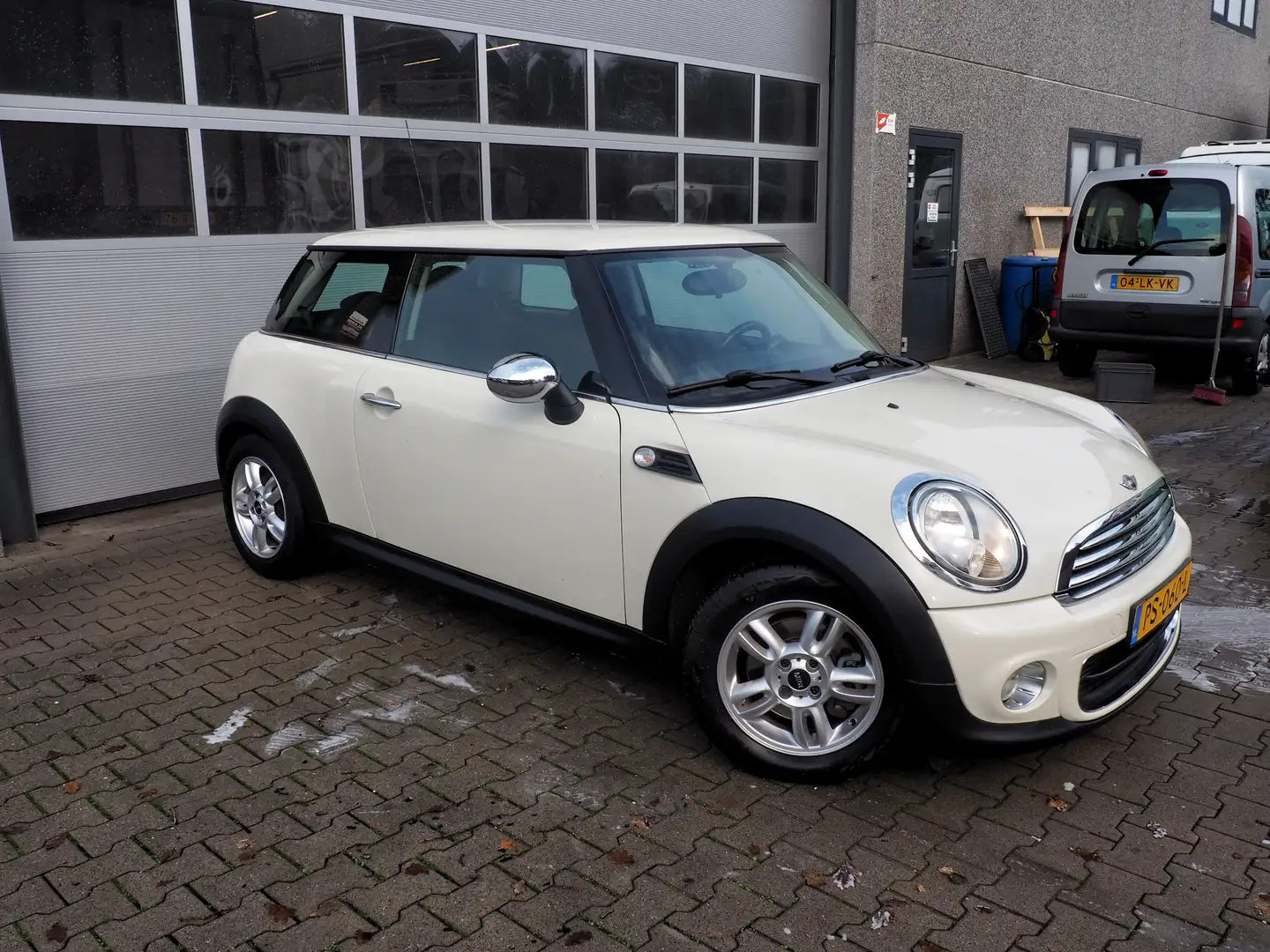 MINI Cooper 1.6 One Chili CLIMA LM VELGEN ELEK. PAKKET Weiß - 1