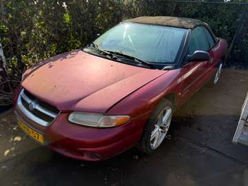 Stratus 2.0i LE Convertible