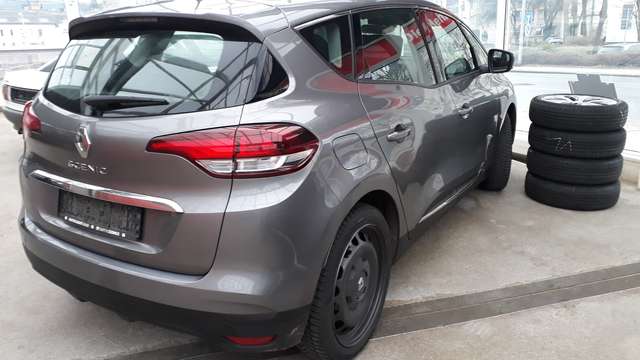 Renault Scenic ENERGY TCe 130 INTENS