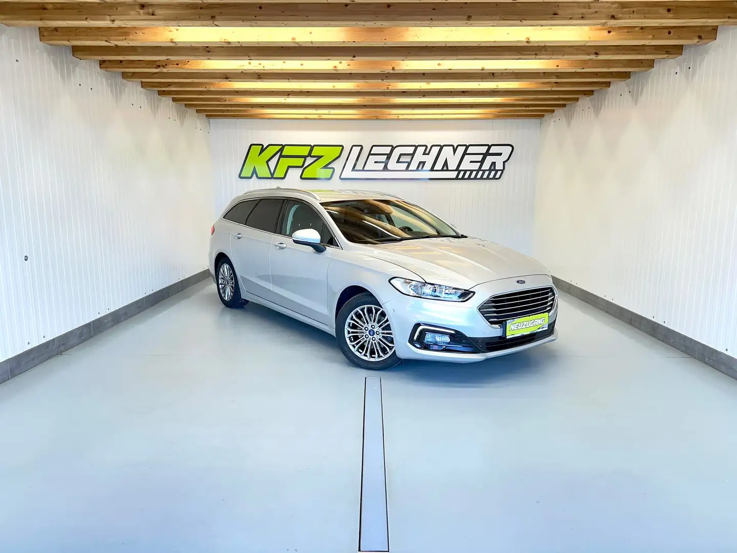 Ford Mondeo Turnier 2.0 EcoBl. "AHK*R-KAM*DAB*SITZH*NAVI" Silber - 1