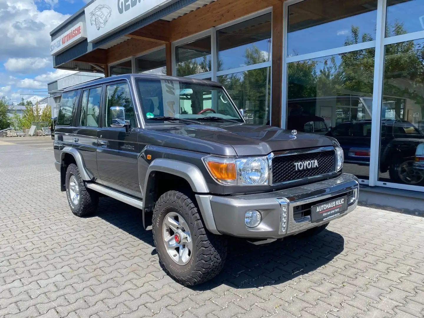 Toyota Land Cruiser GRJ76L Klima AHK 1.Hand Gris - 1