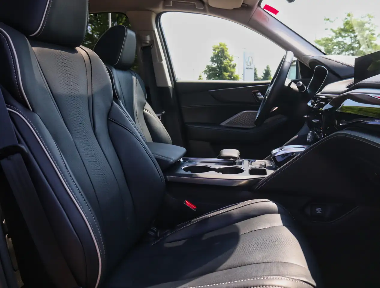 Acura MDX снимка Acura MDX