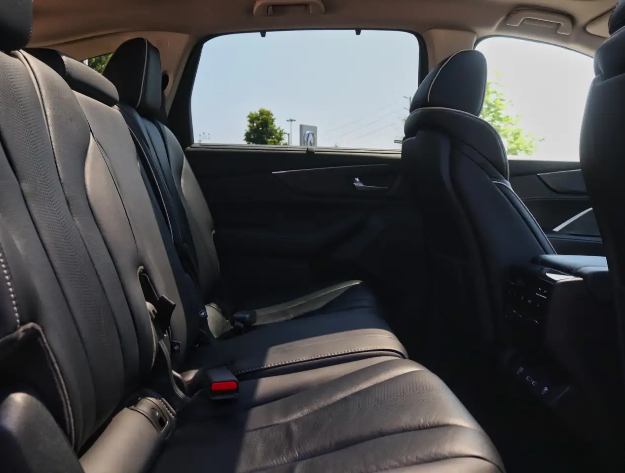Acura MDX снимка Acura MDX