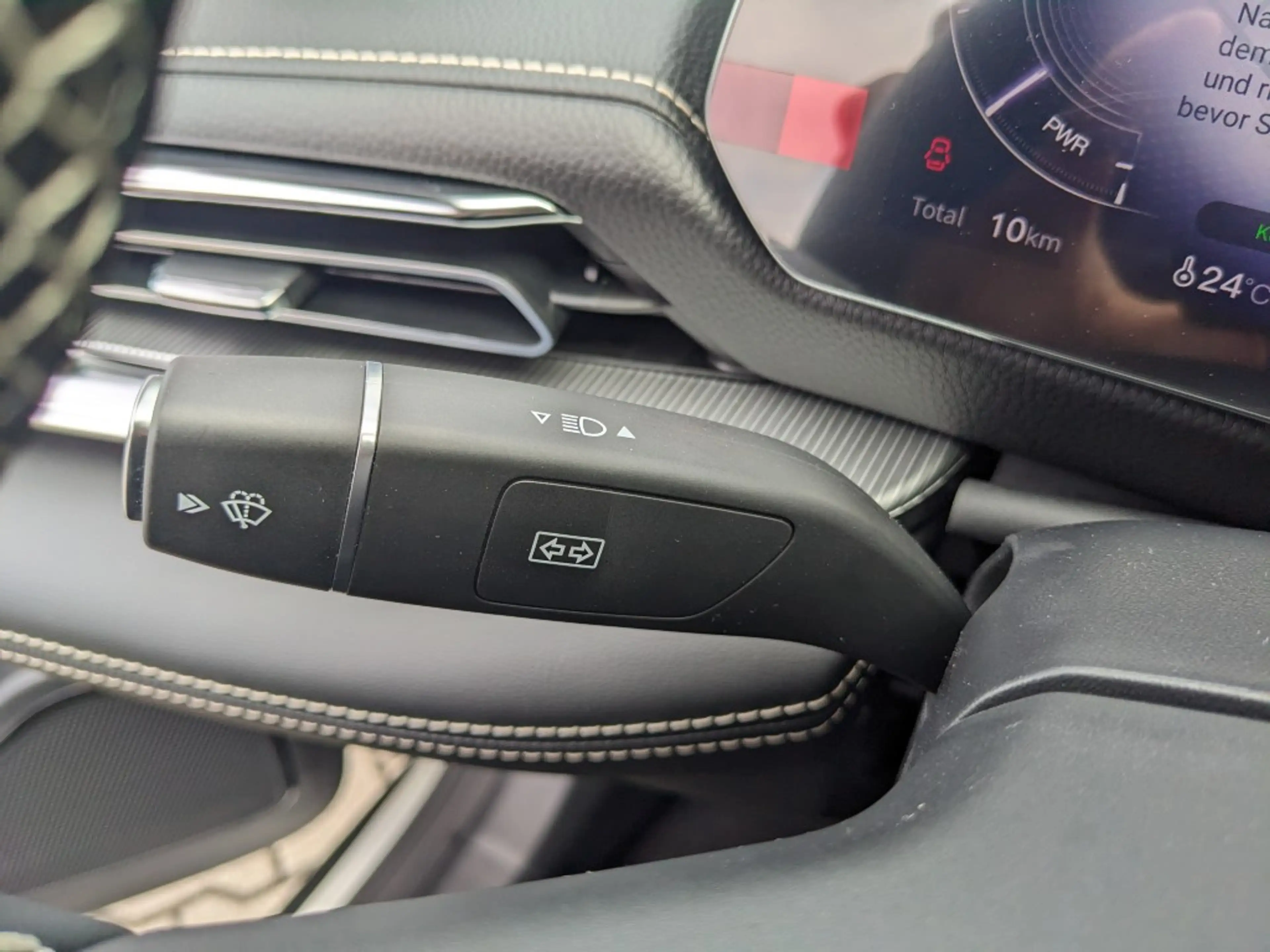 Mazda 6e EV (258PS) Takumi Panoramadach NEU — photo 15