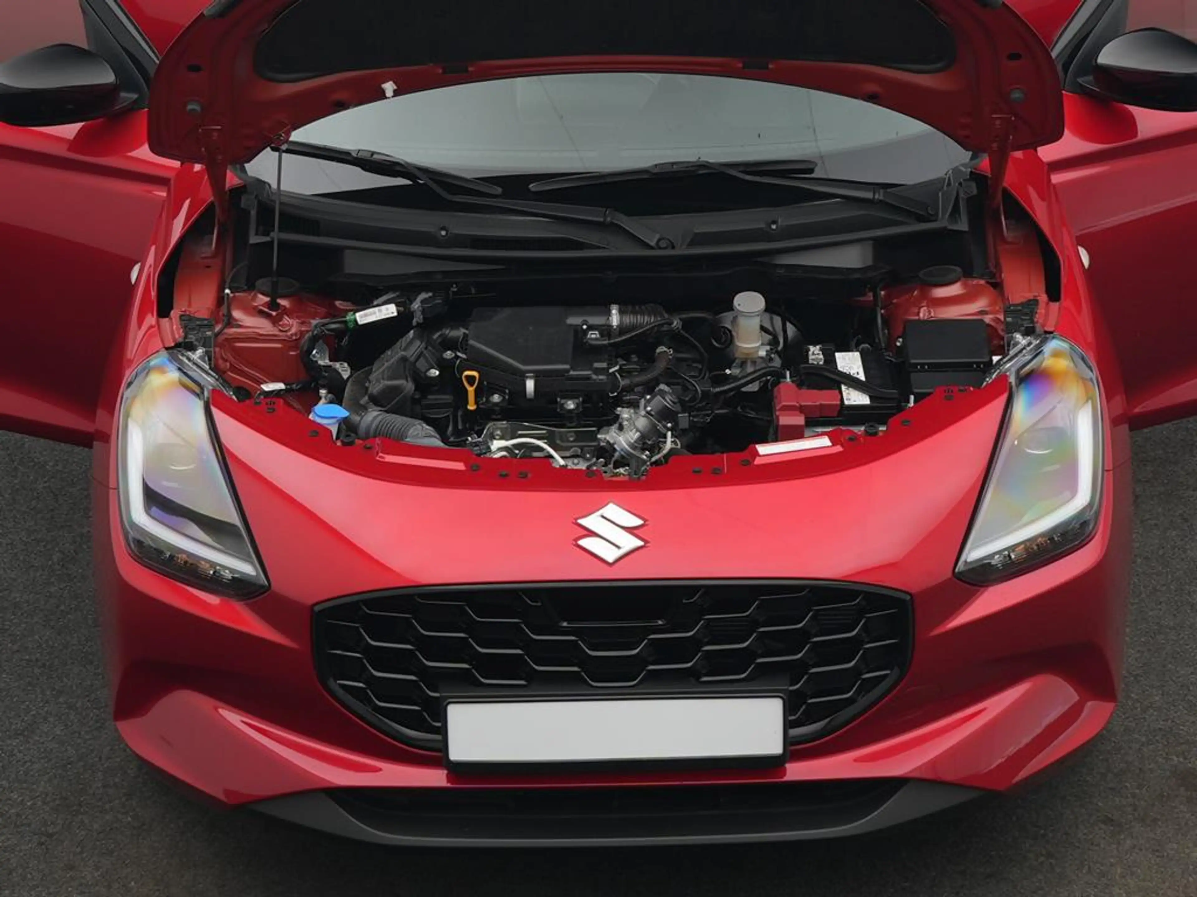 Suzuki Swift COMFORT CVT HYBRID — photo 8