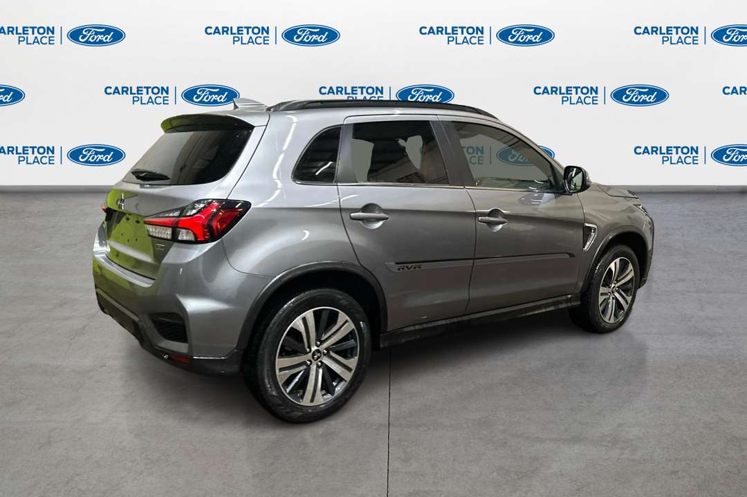 2022 Mitsubishi RVR GT  | AWD Heated Leather Sunroof BackUp Cam — снимка 1