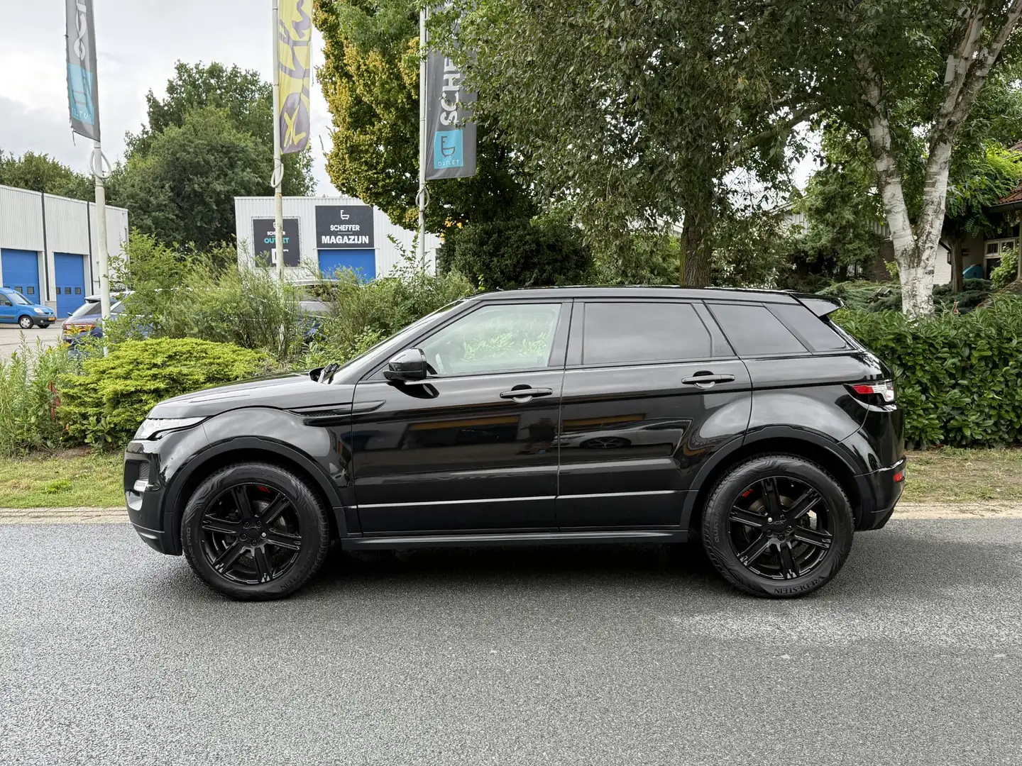 Land Rover Range Rover Evoque 2.2 SD4 4WD Dynamic 190PK Automaat Black - 2