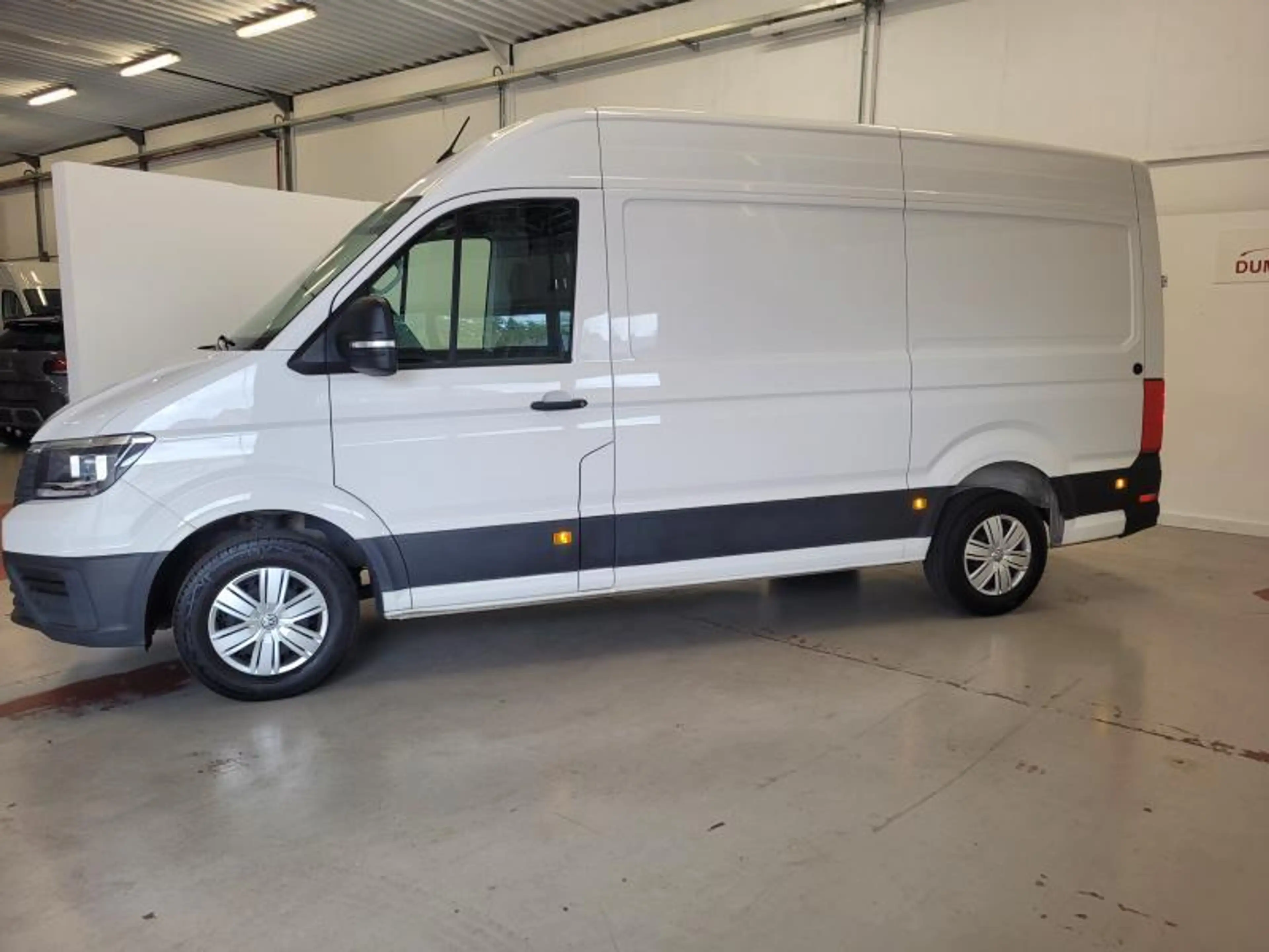 Volkswagen Crafter 20 D 140 pk L2H2 — photo 3