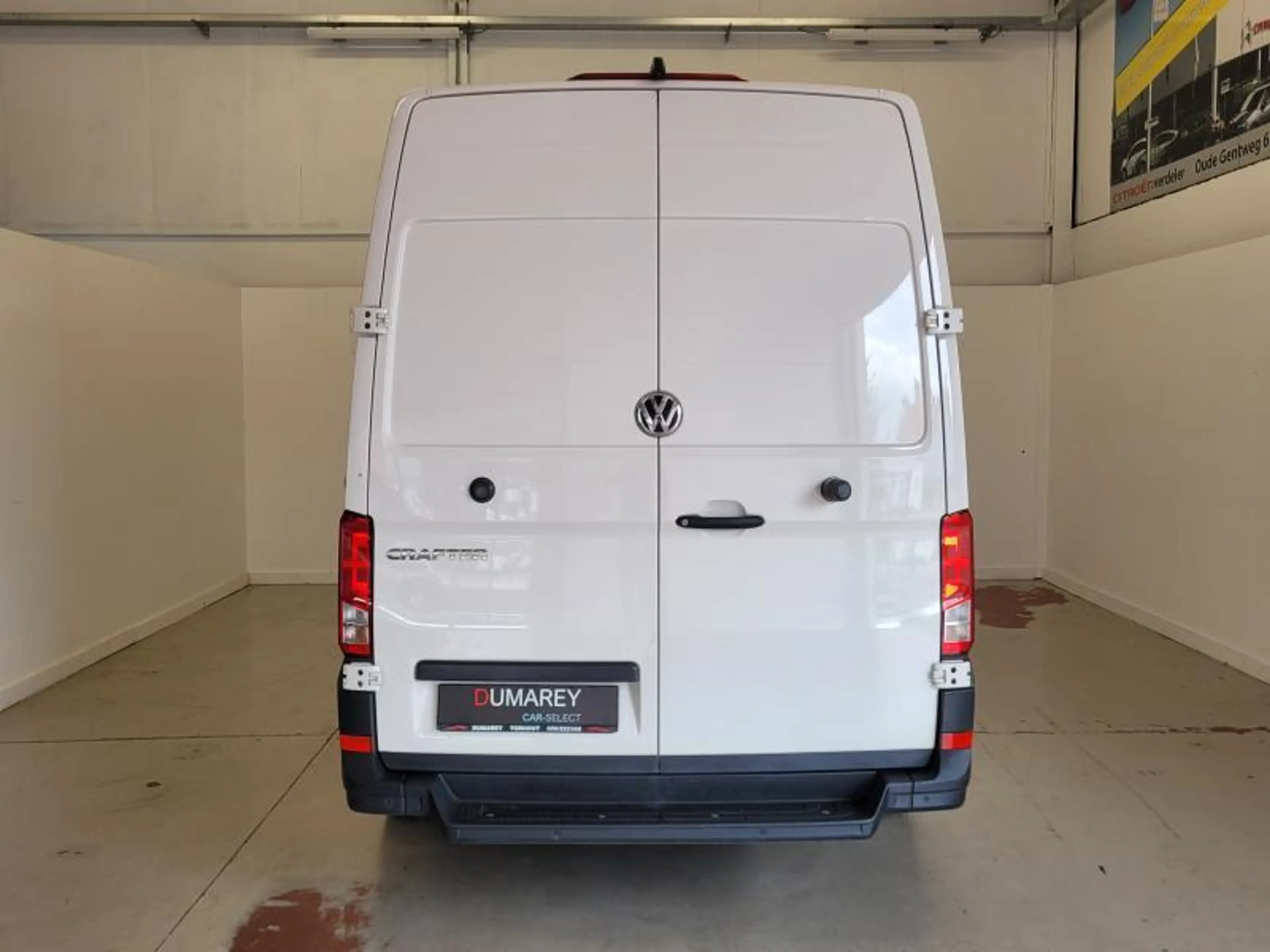 Volkswagen Crafter 20 D 140 pk L2H2 — photo 5