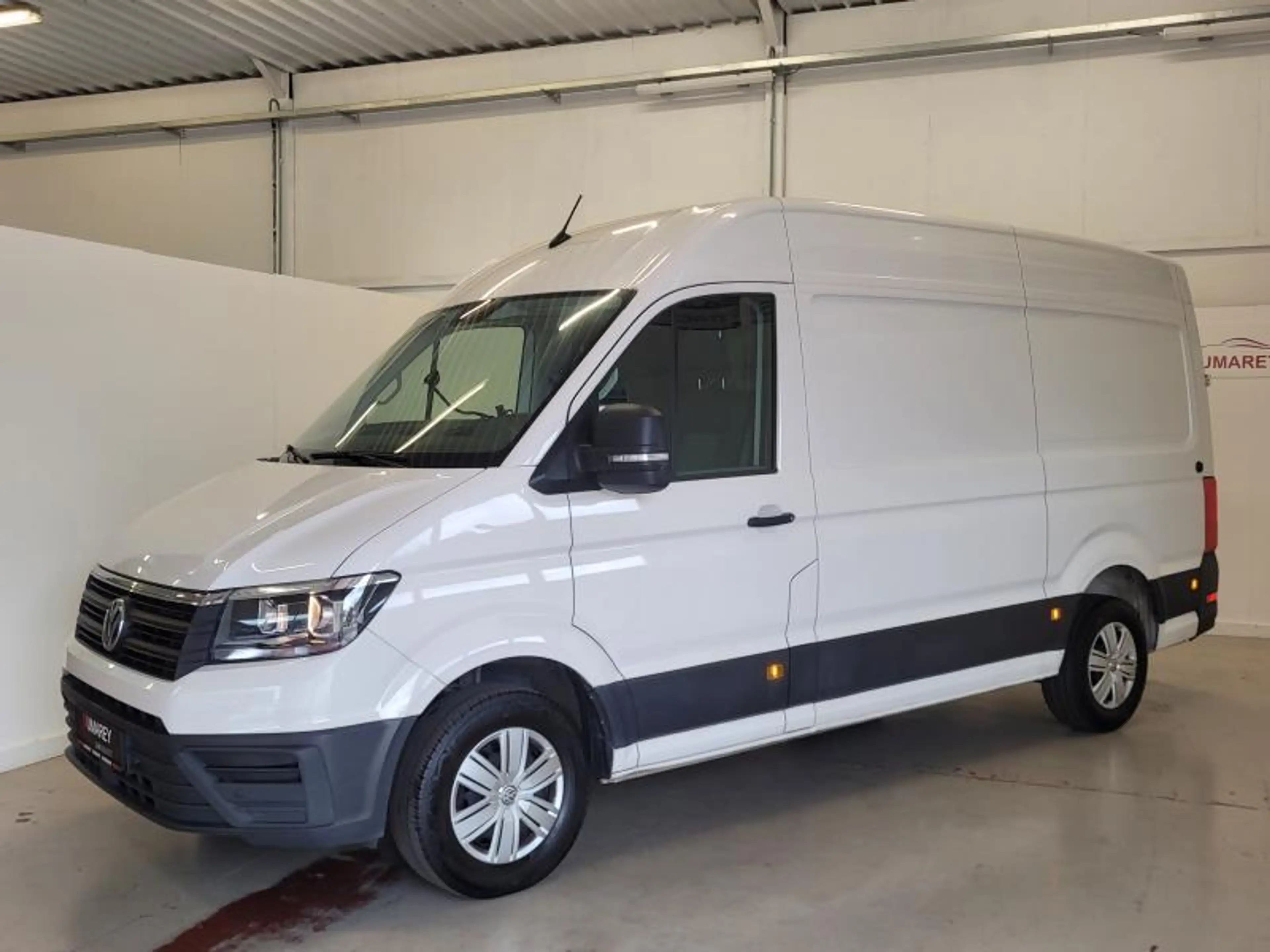 Volkswagen Crafter 20 D 140 pk L2H2 — photo 2