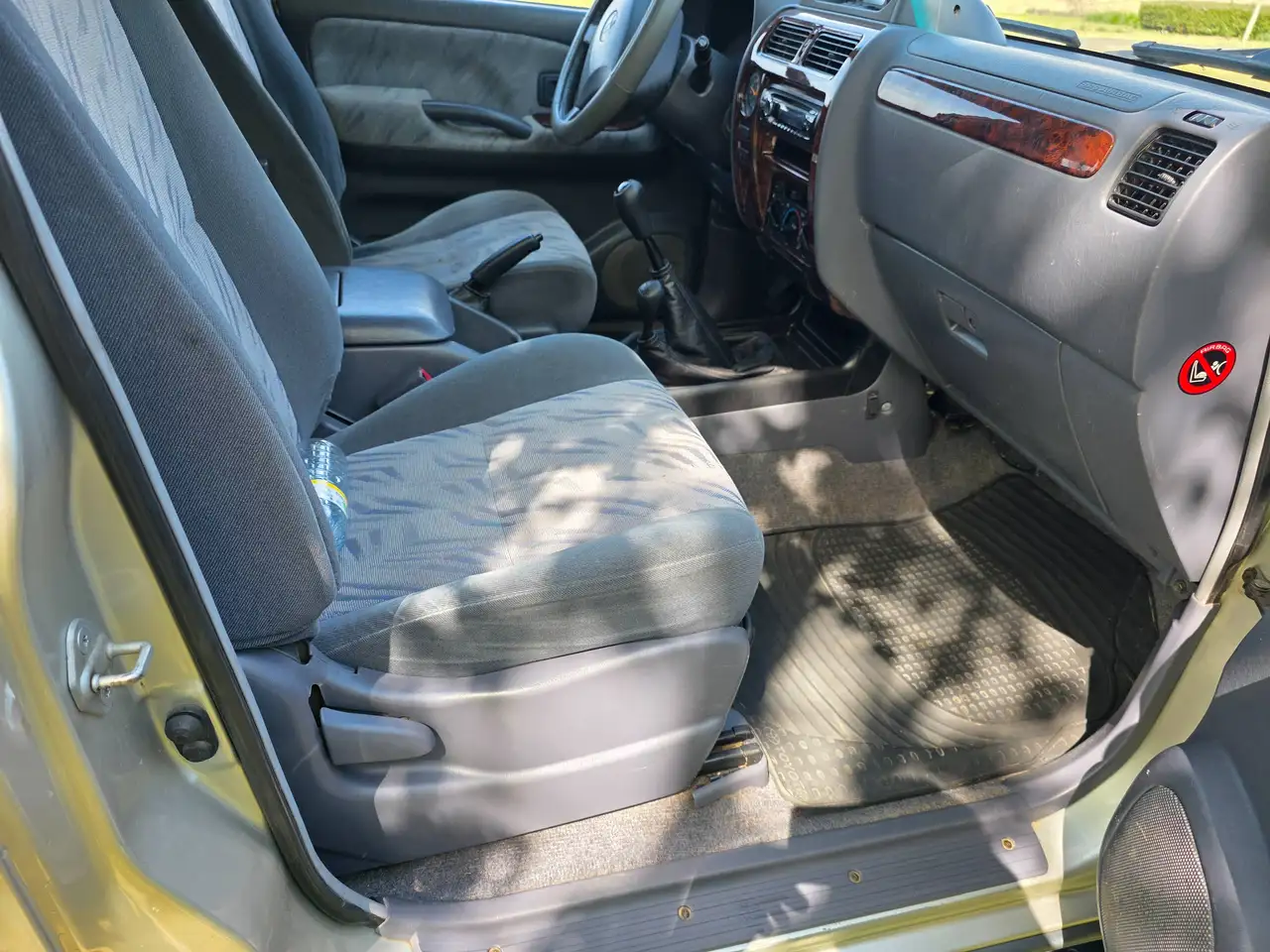 Toyota Land Cruiser 90 D4D 50 Aniversario, foto 11