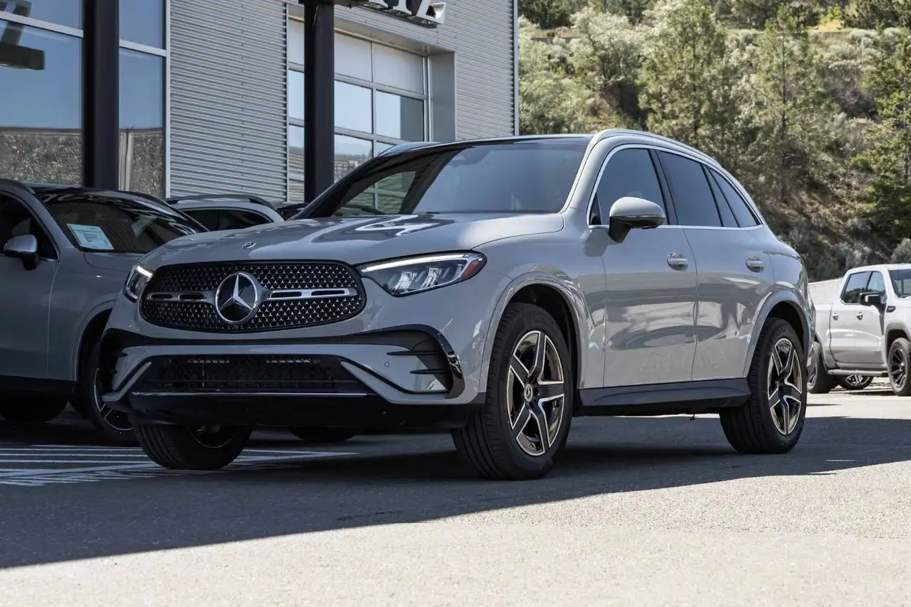 2026 Mercedes-Benz GLC