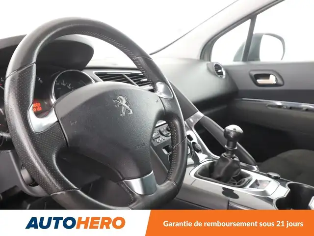 Peugeot 3008 view 11