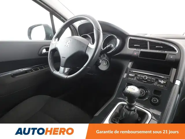 Peugeot 3008 view 13