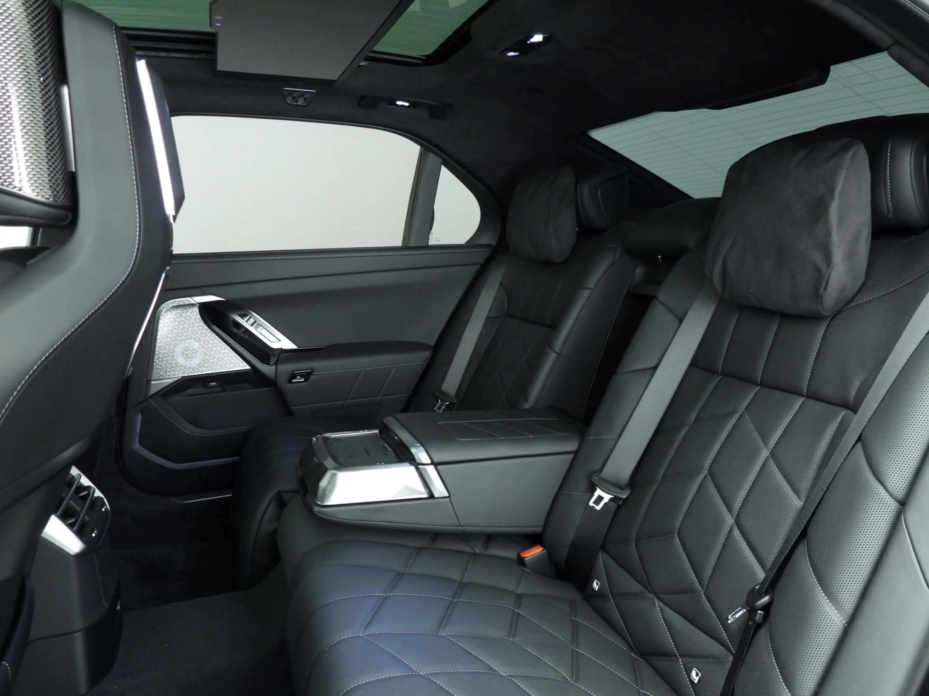 BMW i7 M70 xDrive Executive Pack | Executive Lounge | Con — photo 8