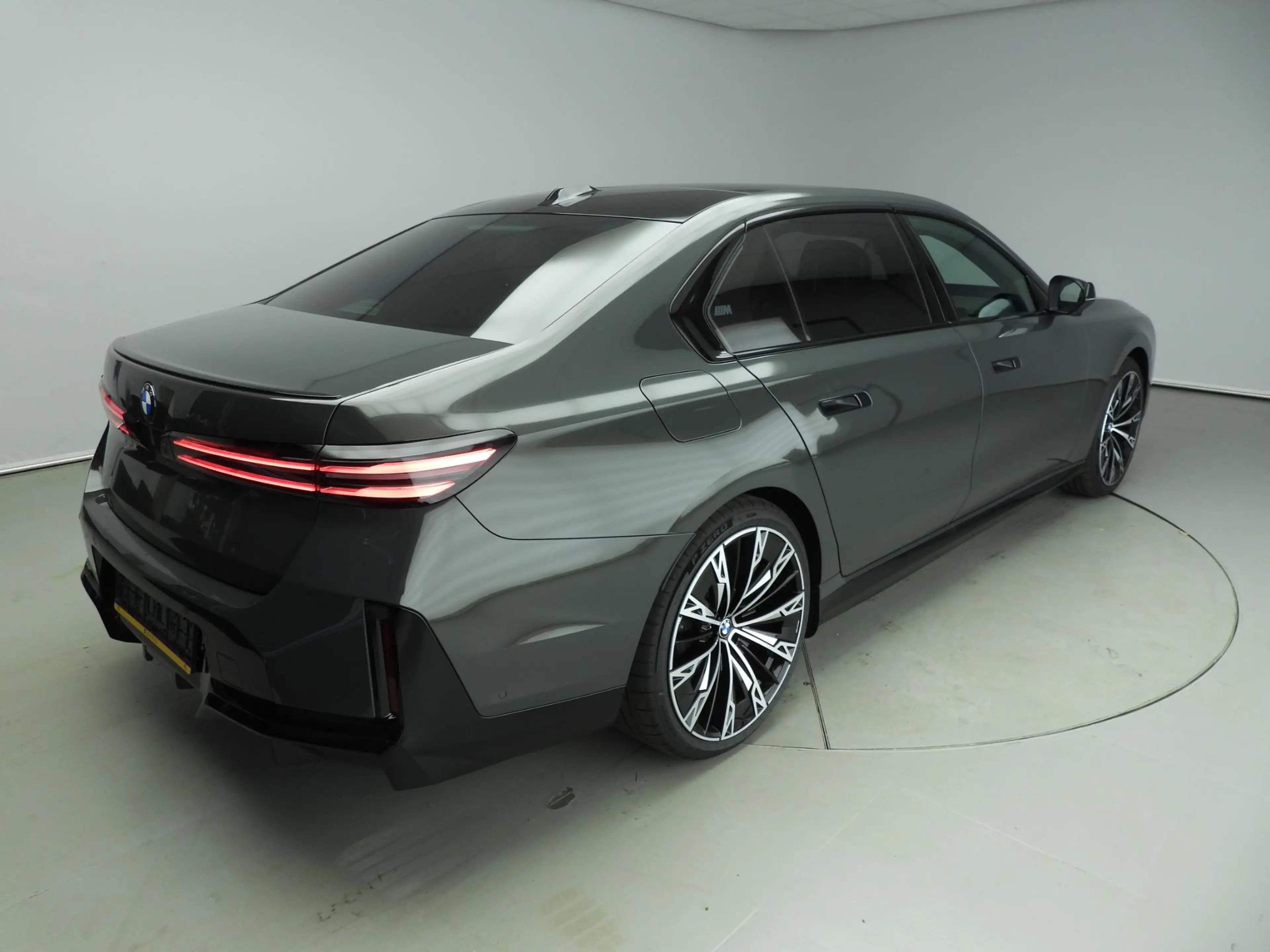 BMW i7 M70 xDrive Executive Pack | Executive Lounge | Con — photo 2