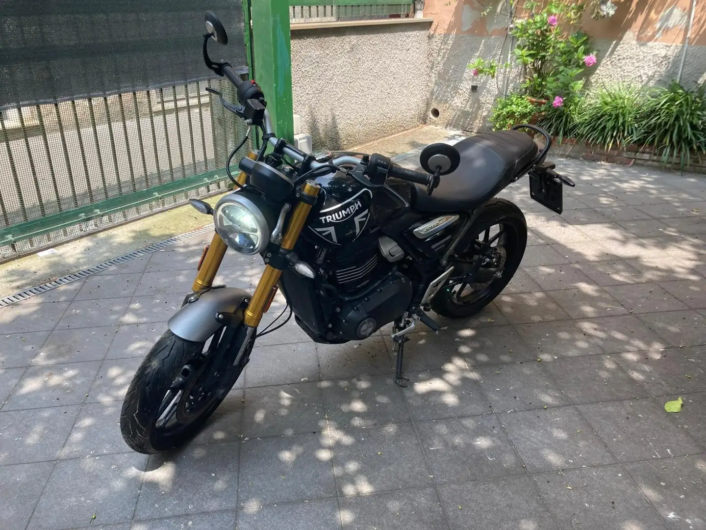 Triumph Speed 400 Černá - 2
