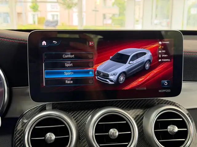 Mercedes-Benz GLC view 30