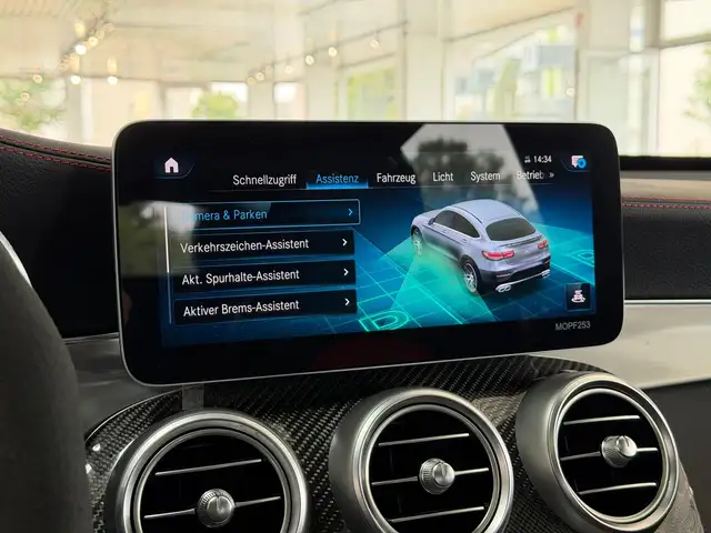 Mercedes-Benz GLC view 26