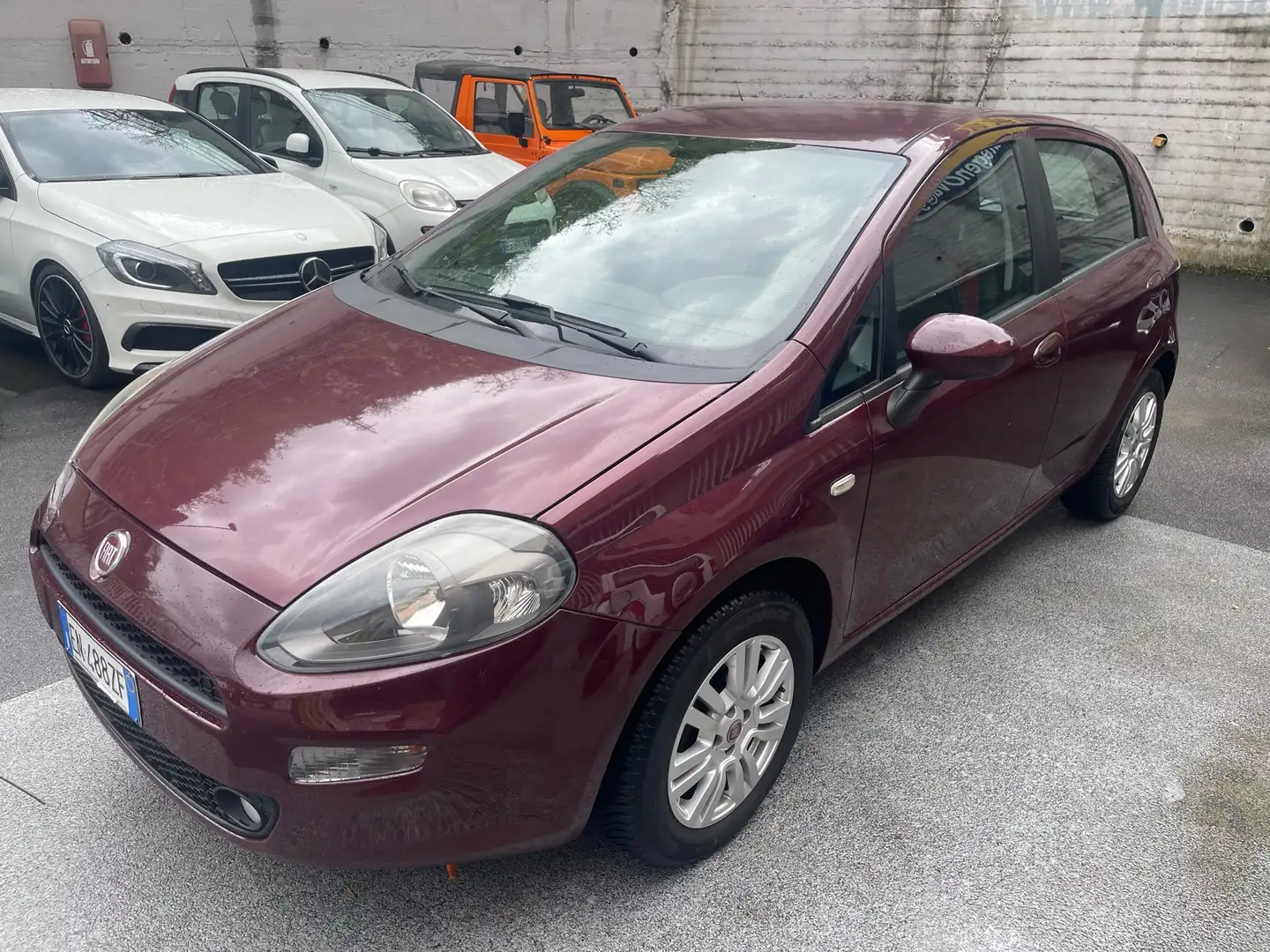 Fiat Punto Punto 5p 1.4 easypower Lounge Gpl Rosso - 1