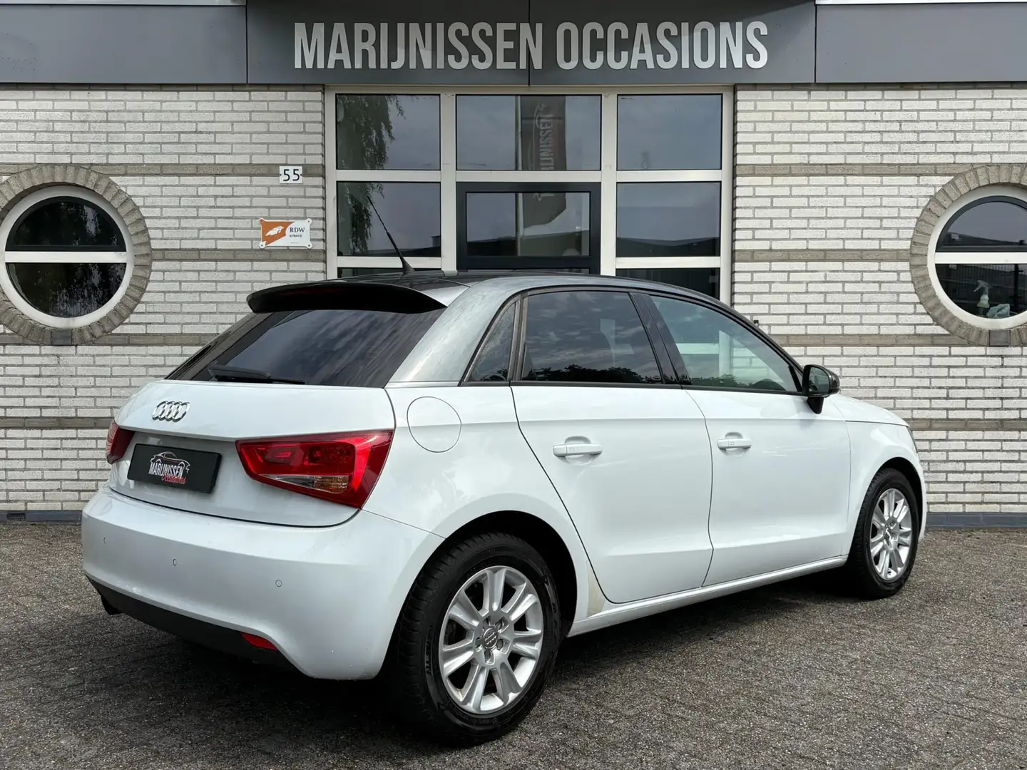Audi A1 1.2 TFSI Attraction Pro Line |Navi,Stoelverw,PDC| Wit - 2