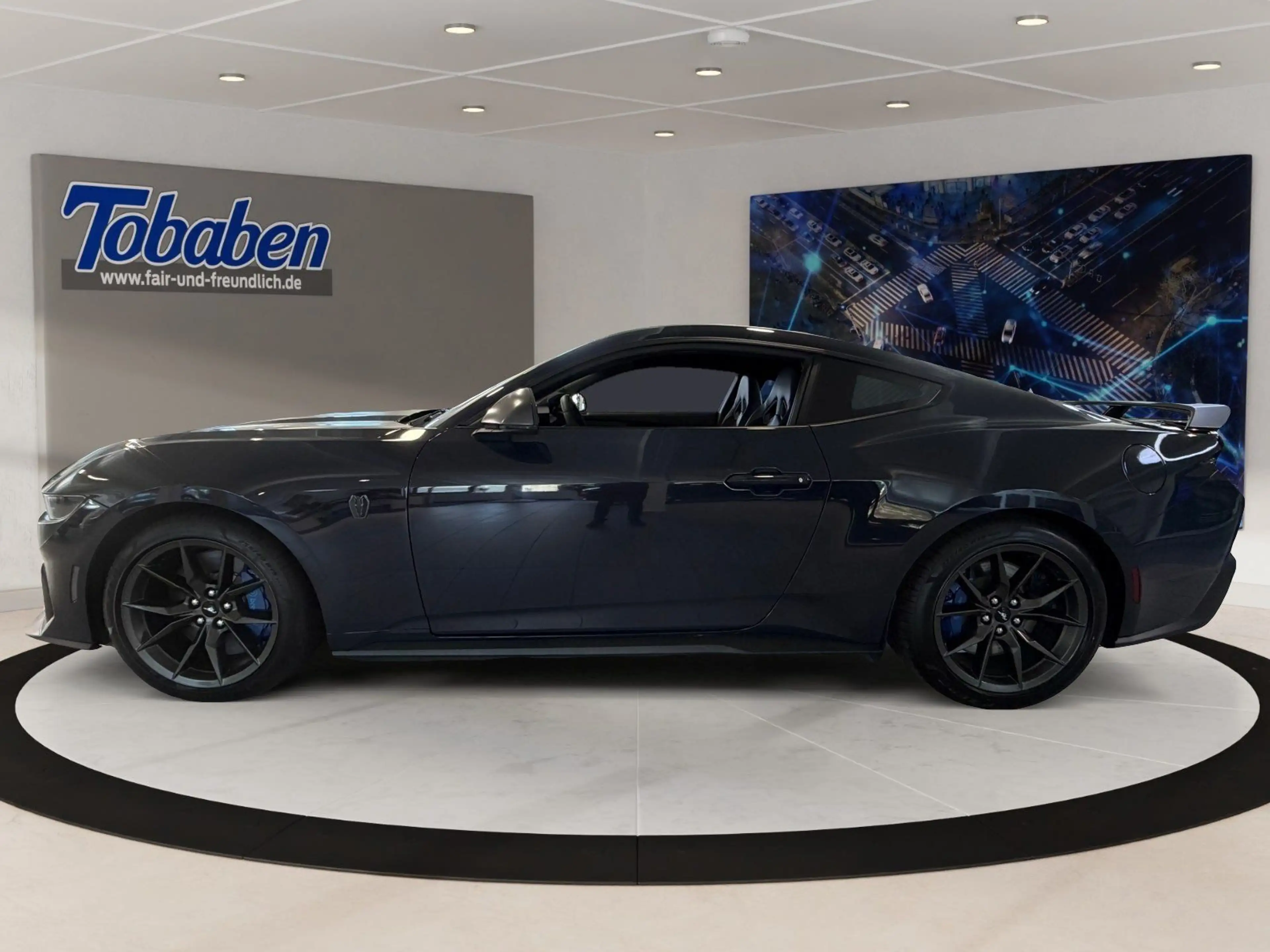 Ford Mustang Dark Horse 453PS Fastback V8 — photo 3