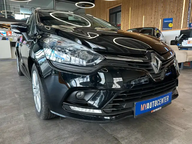 Renault Clio view 3