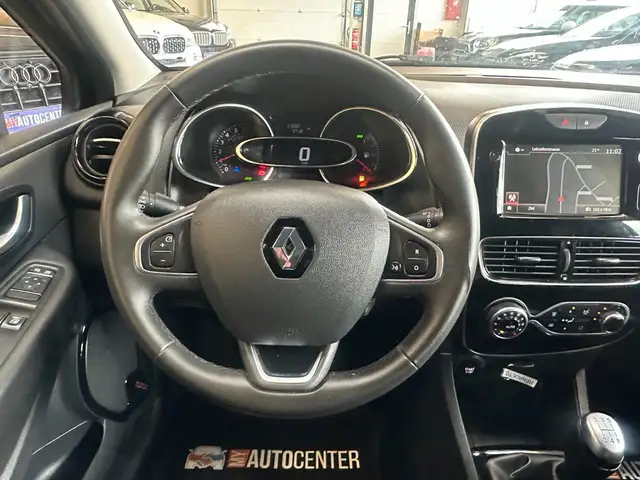 Renault Clio view 7