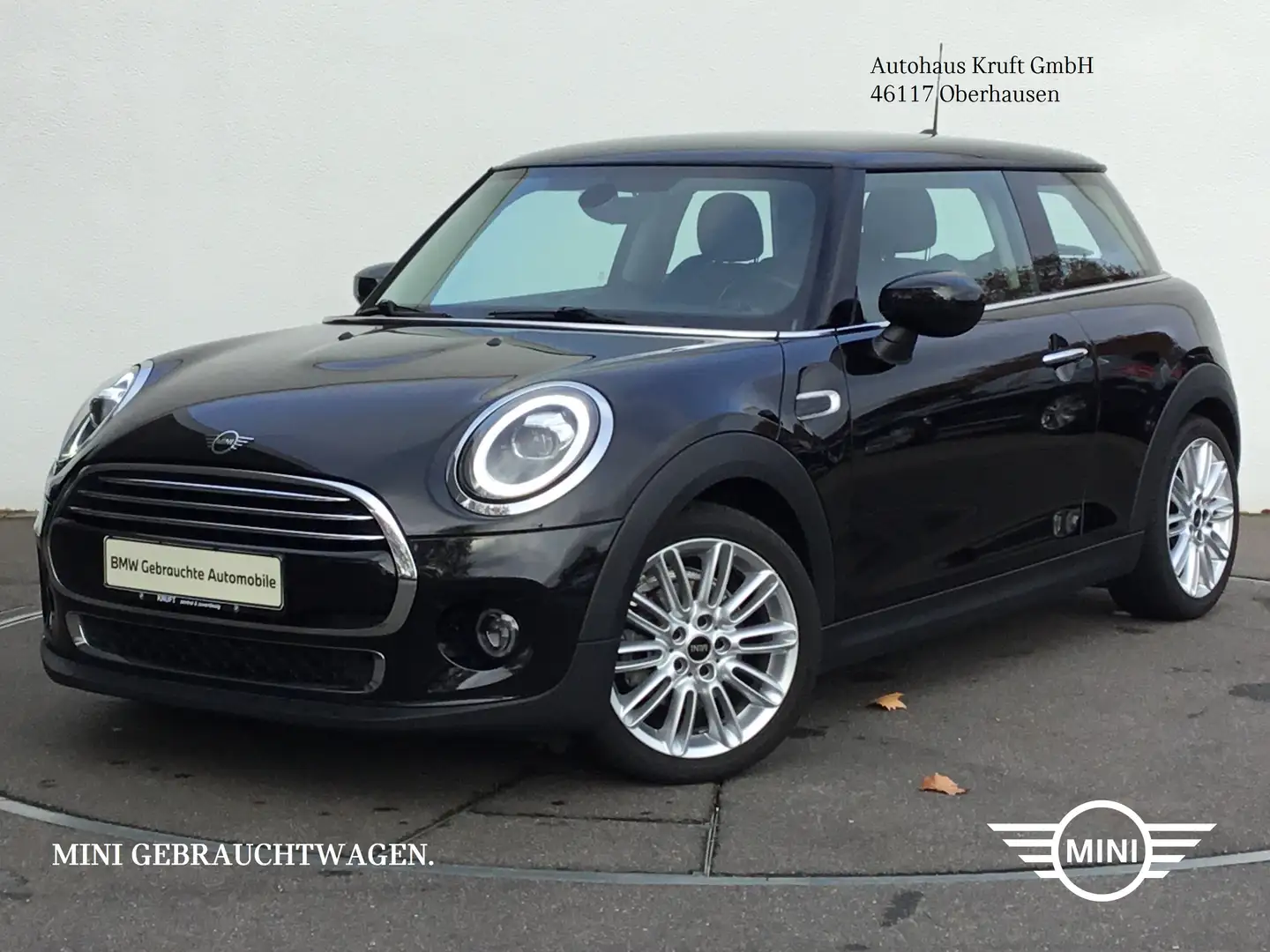 MINI Cooper 3trg AUTOM+NAVI+SITZHZ+LED+CARPLAY Schwarz - 2