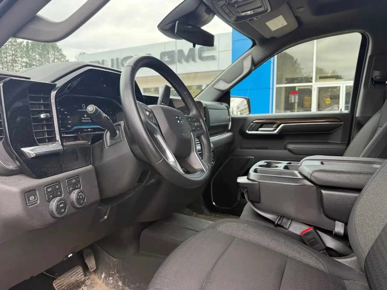 Chevrolet Silverado 1500 снимка Chevrolet Silverado 1500