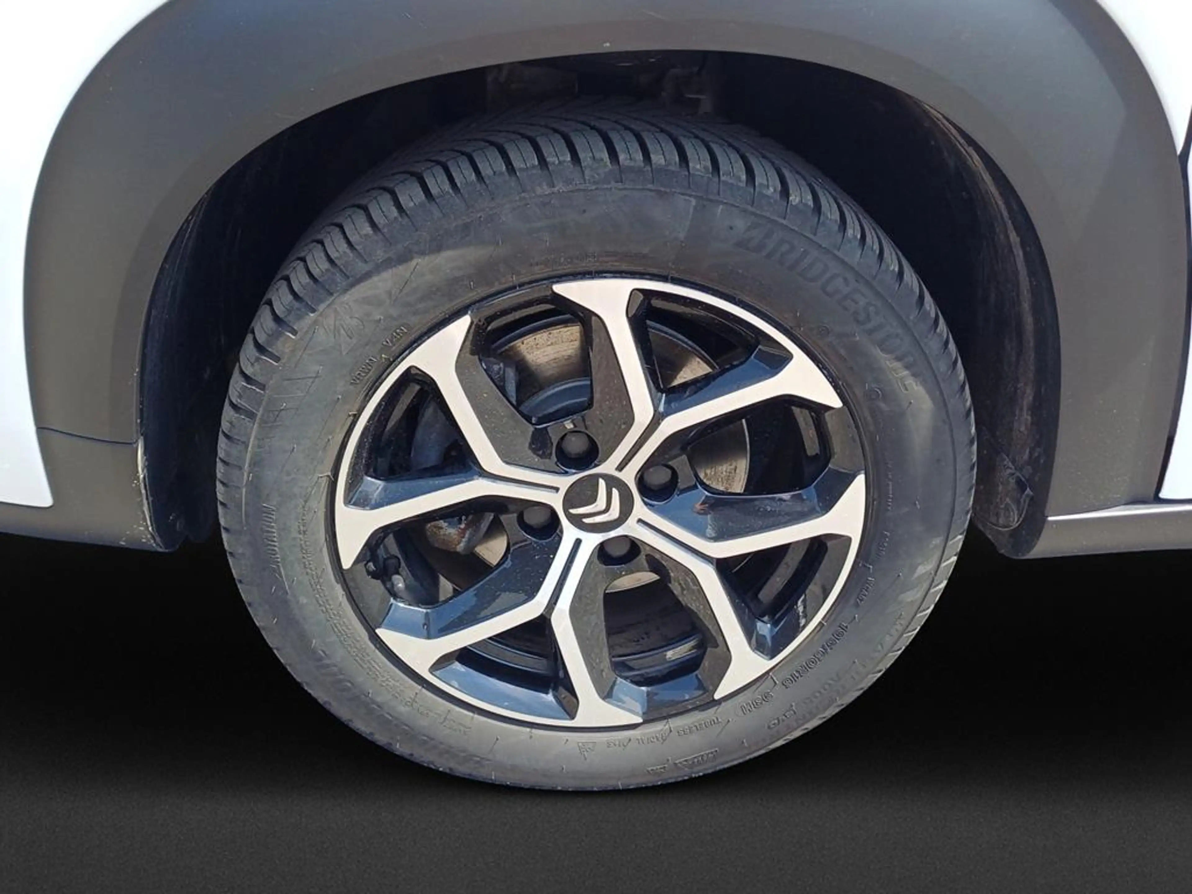 Citroen C3 Aircross PureTech 110 S&S Shine — photo 7