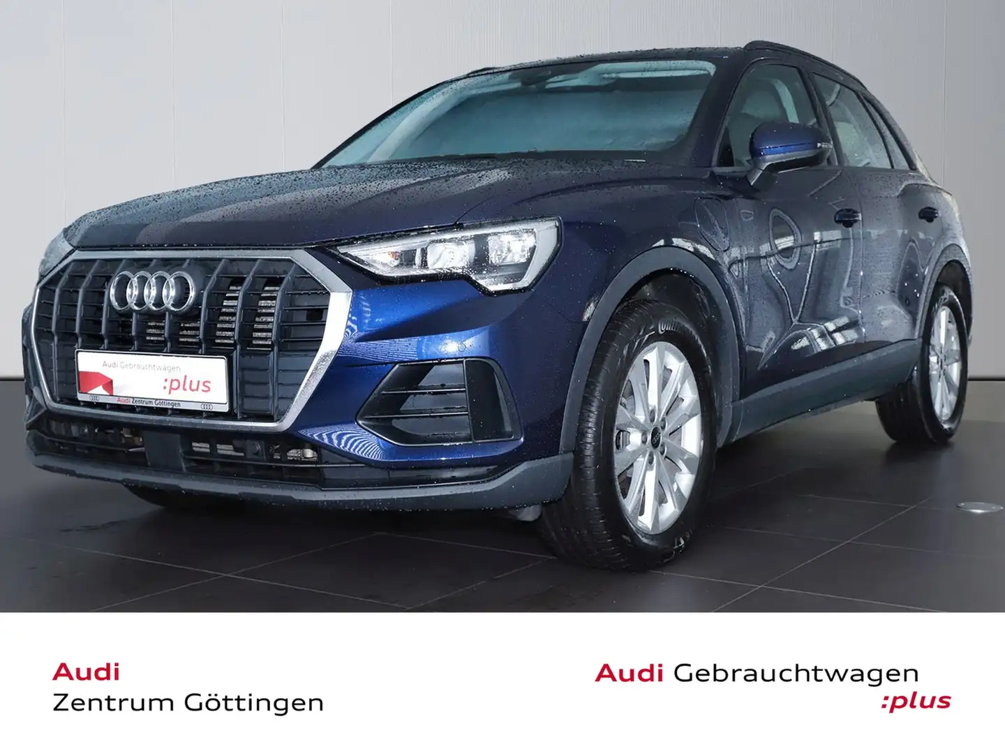 Audi Q3 45 TFSI e S tronic +SMARTph. INTERf.+VC+ACC Blau - 1