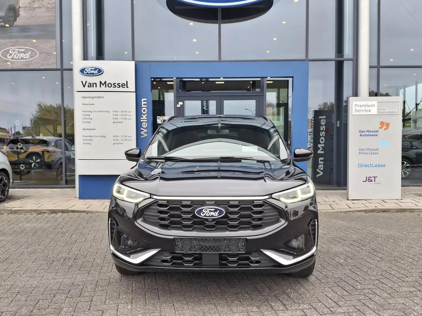 Ford Kuga ST-Line X | Driverpack | Winterpack | Trekhaak | P Zwart - 2
