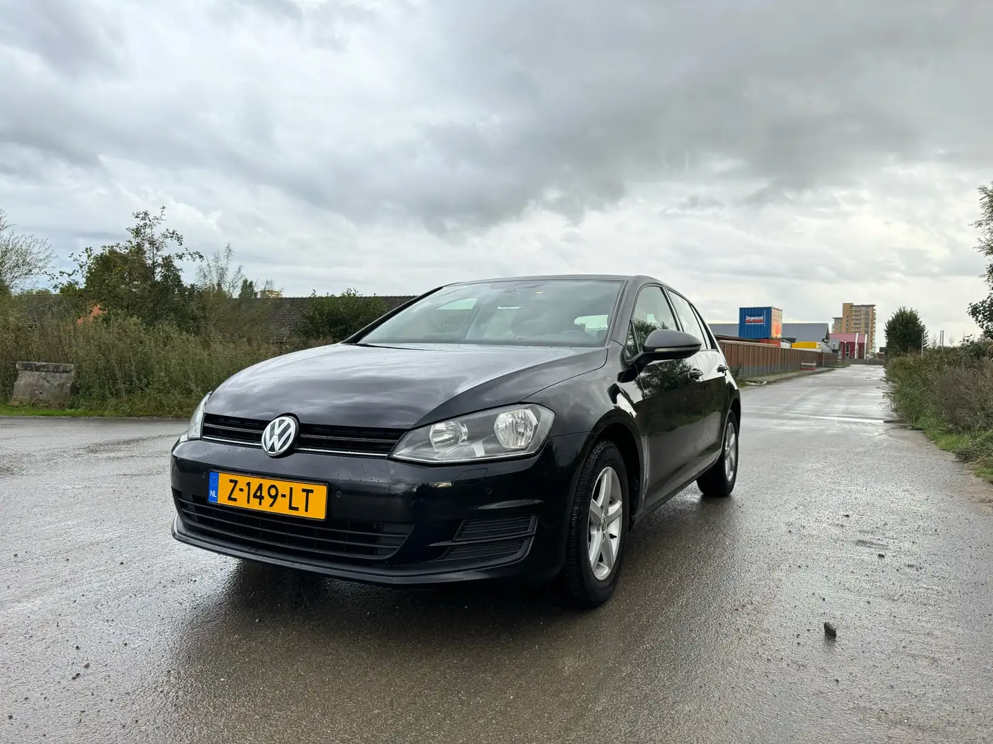 Volkswagen Golf 1.2 TSI Trend Edition Zwart - 1