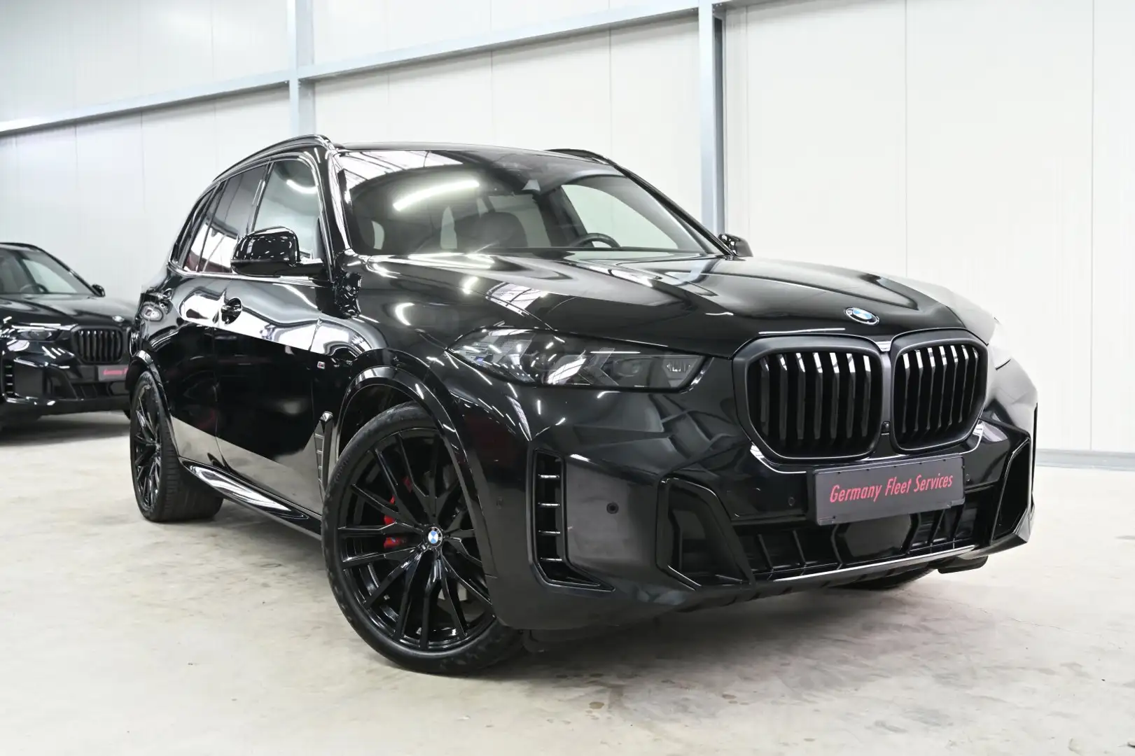 BMW X5 X5 40i M-Sport Pro LUFT*PANO-SKY*INTEGRAL*B&W*22 Schwarz - 1