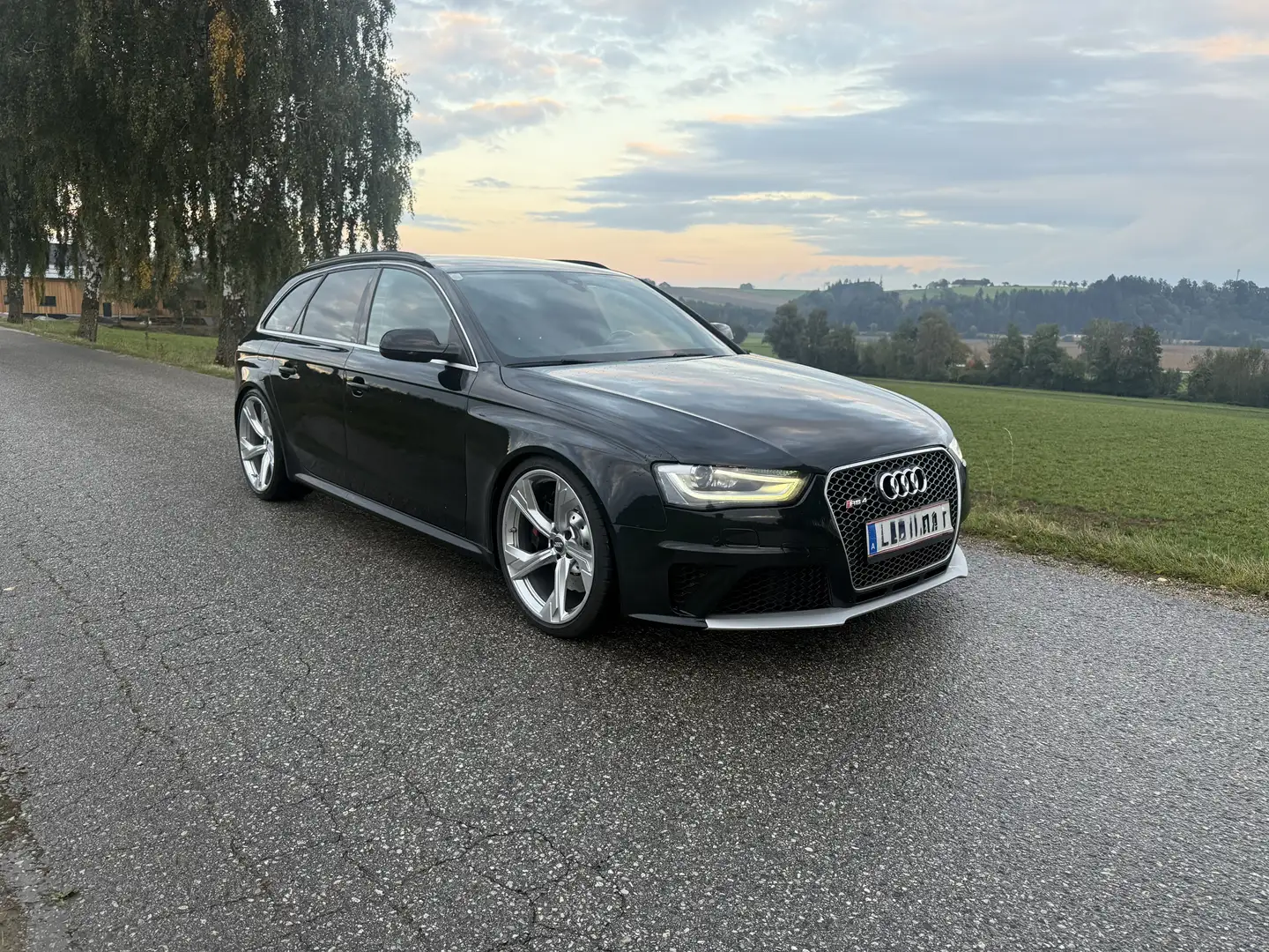 Audi RS4 Avant 4,2 FSI quattro S-tronic - 1